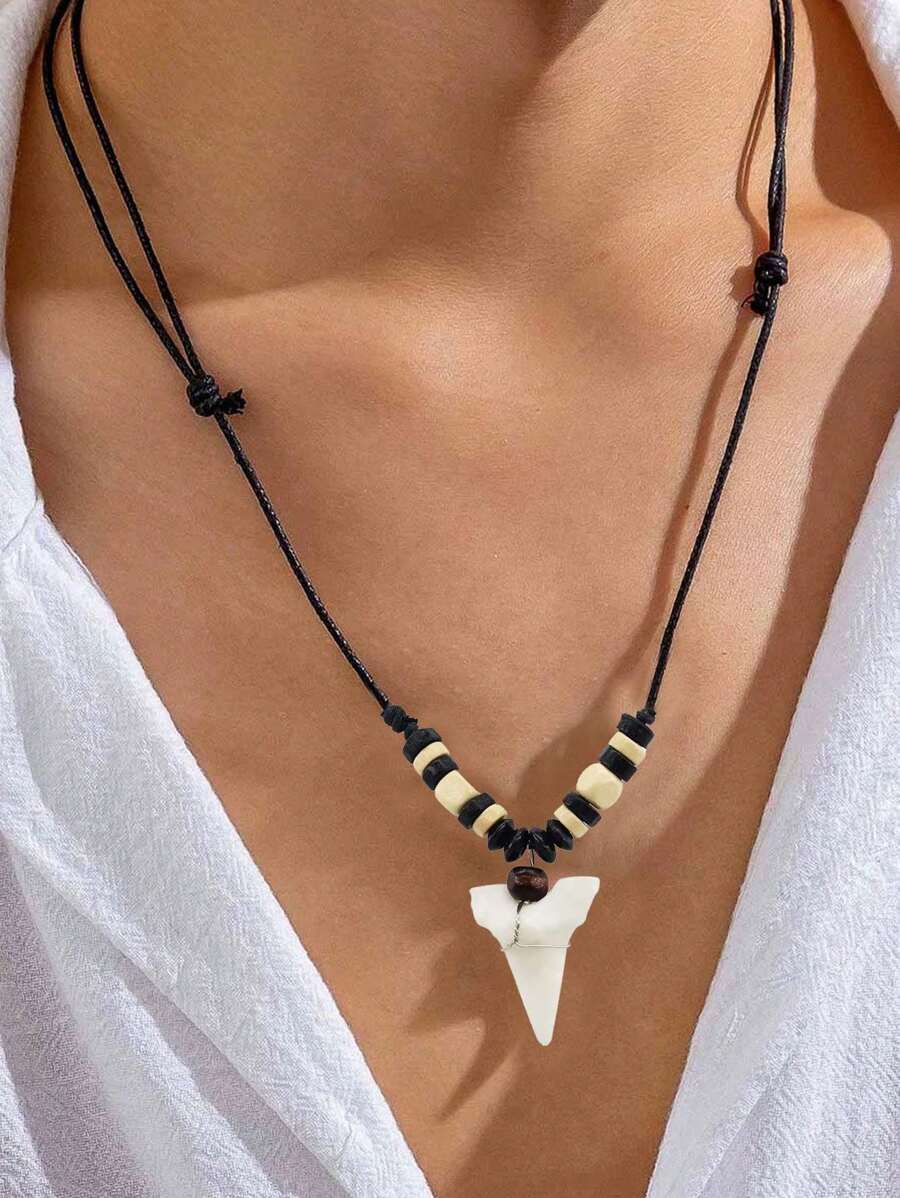 1pc Women's Fashionable Wooden Bead Shark Tooth Necklace, Retro Bohemian Jewelry, Suitable For Summer Holiday Surfing
