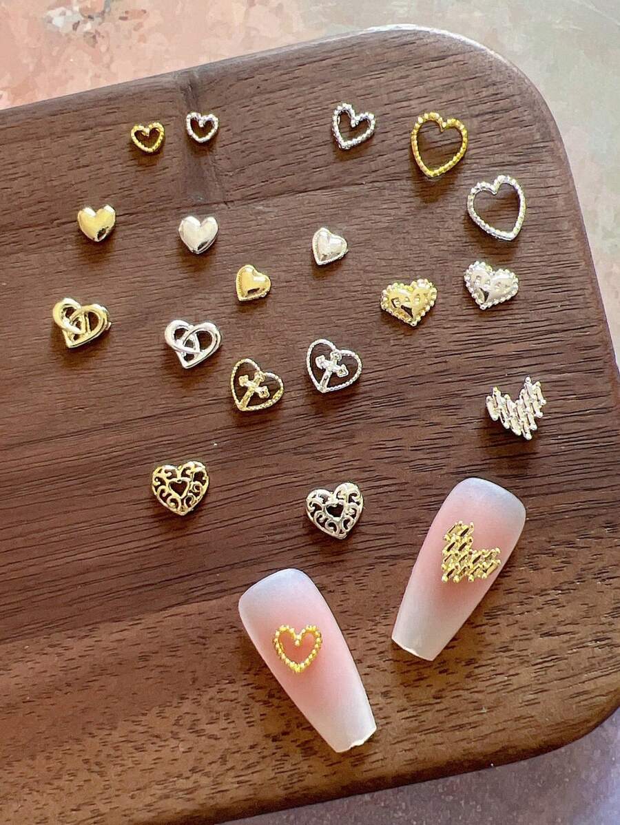 1 Pack Metal Jewelry Nail Art Accessories Heart 3D Nail Decorations