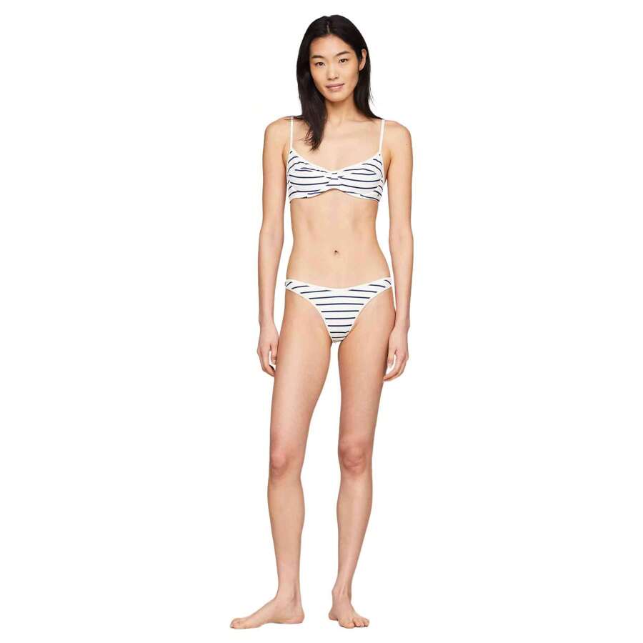 Tommy Hilfiger CHEEKY HIGH LEG pour Femme en couleur Bleu ✅ Livraison en 3-5 jours