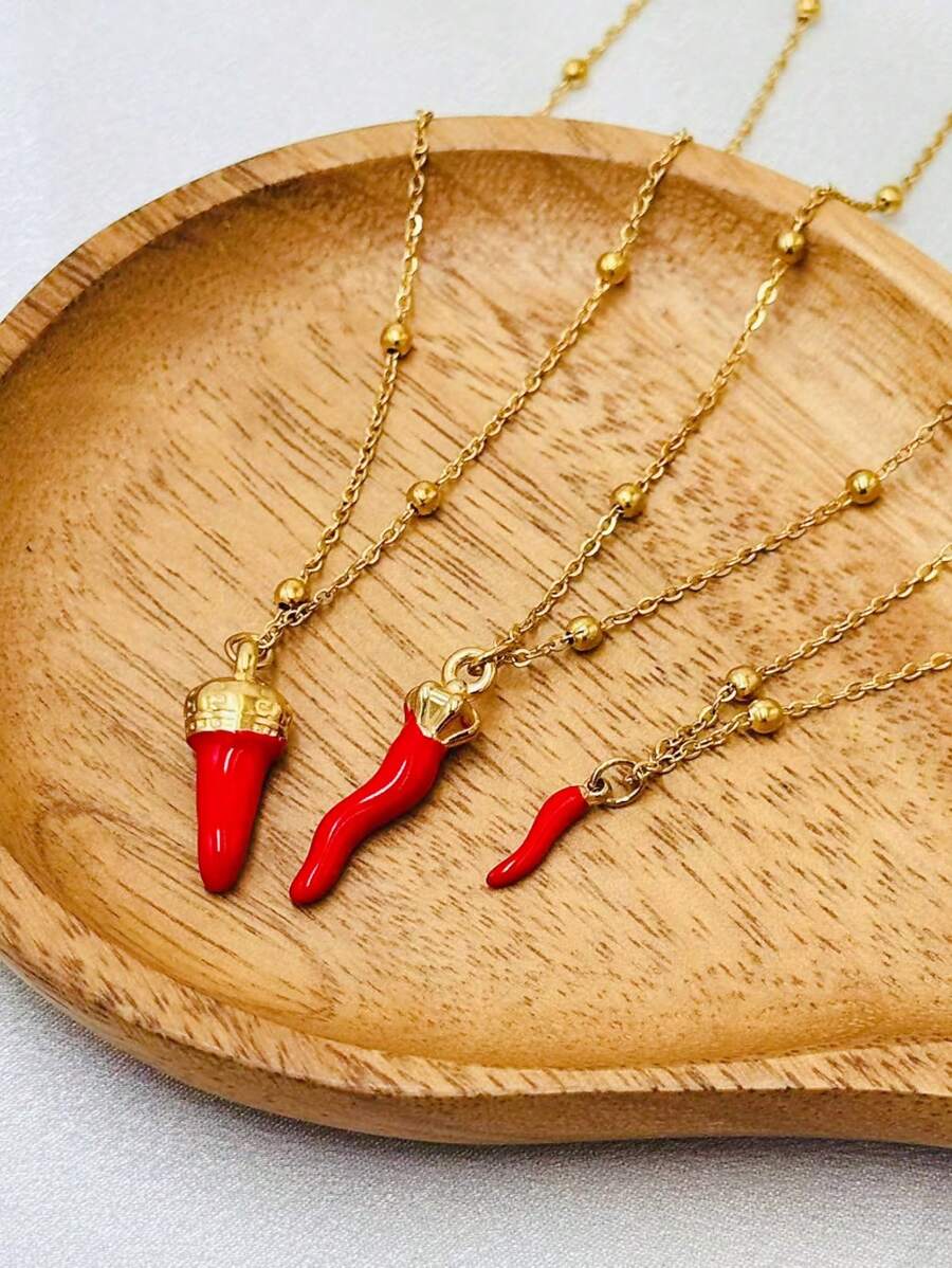 1pc Minimalist Chili Pepper Necklace, Stainless Steel Material With Vacuum Plating, Long-Lasting Color