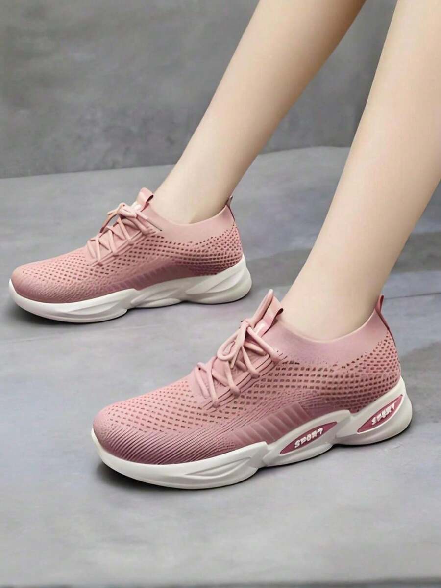 1 Pair Women's Casual Sporty Sneakers, Mesh Fabric, Thick Sole, Comfortable And Versatile
