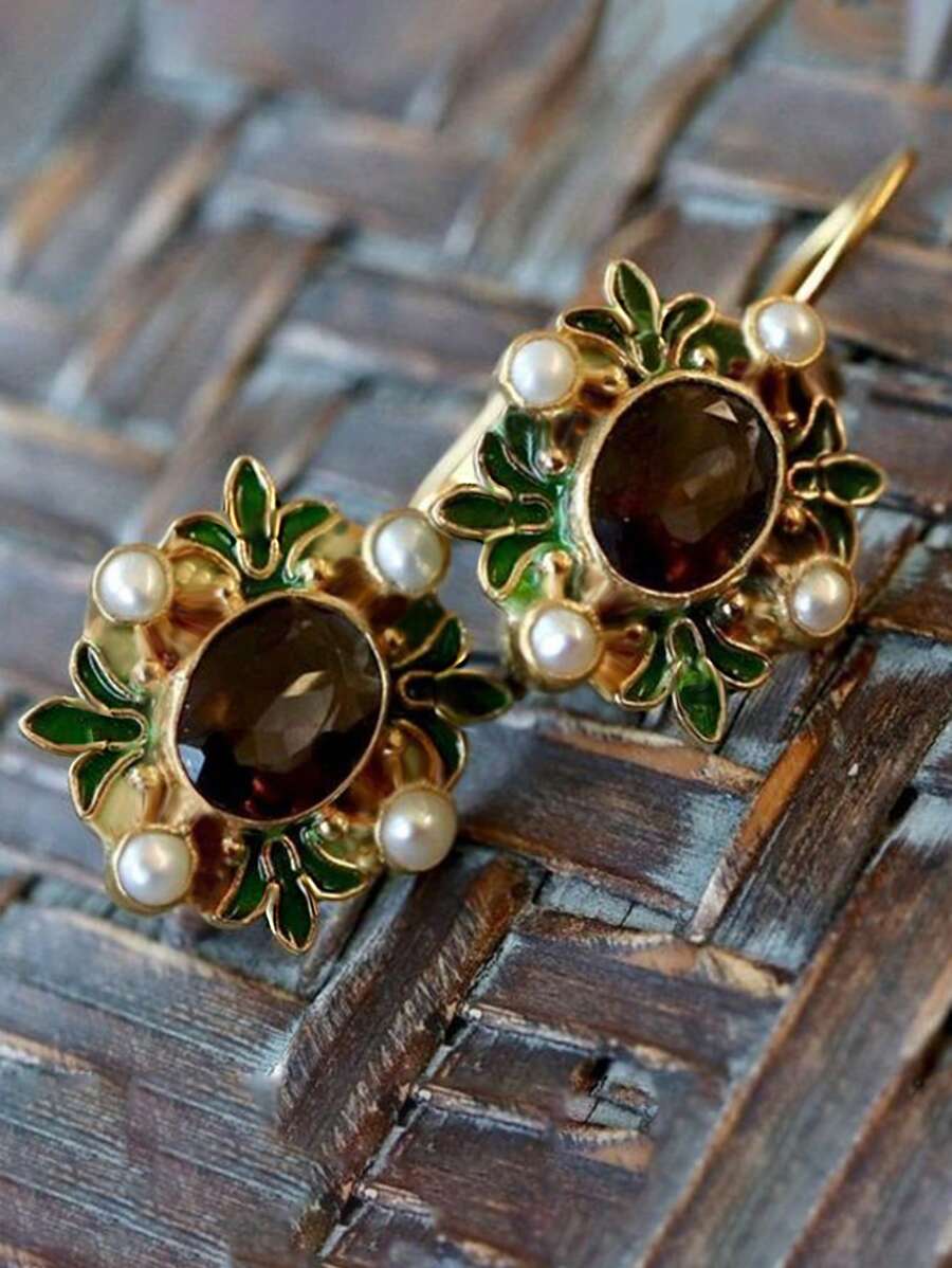 2pcs Bohemian Vintage Metal Leaf & Pearl Inlaid Gemstone Earrings For Women, Party And Daily Wear