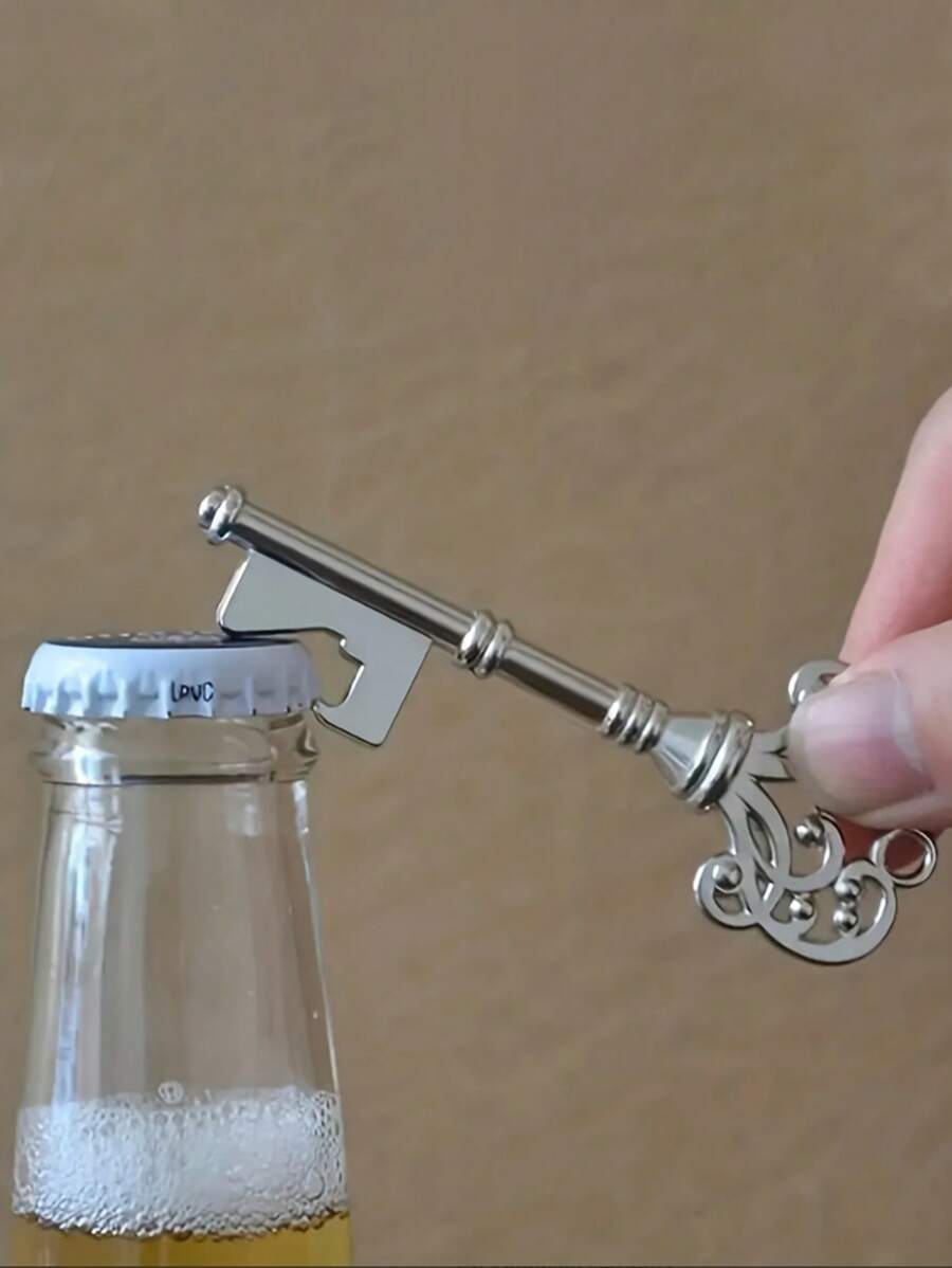 1pc Vintage Crown-Shaped Bottle Opener, Suitable For Bar Or Home, Bar Tools, Wedding Party Favor, Kitchen Gadget, Wedding Gift, Keychain Pendant, Gift For Father