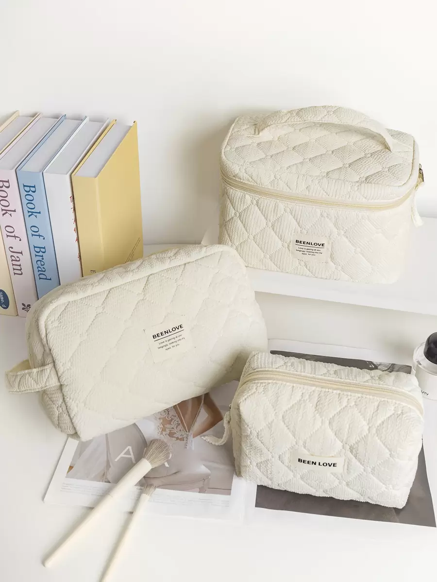 1Pc/Set Beige Quilting Makeup Bag With Soft Texture, Vintage Large Capacity Cosmetic Bag&Travel Organizer Handheld, Minimalism Cozy Foam Toiletry Big Set, Lightweight Fluffy Makeup Pouch, Home Decor, Delicate Gift For New Semester, Spring/Early Summer, Anniversary, Vacation, Trip, Back To School, Makeup Case, New Style In 2025.