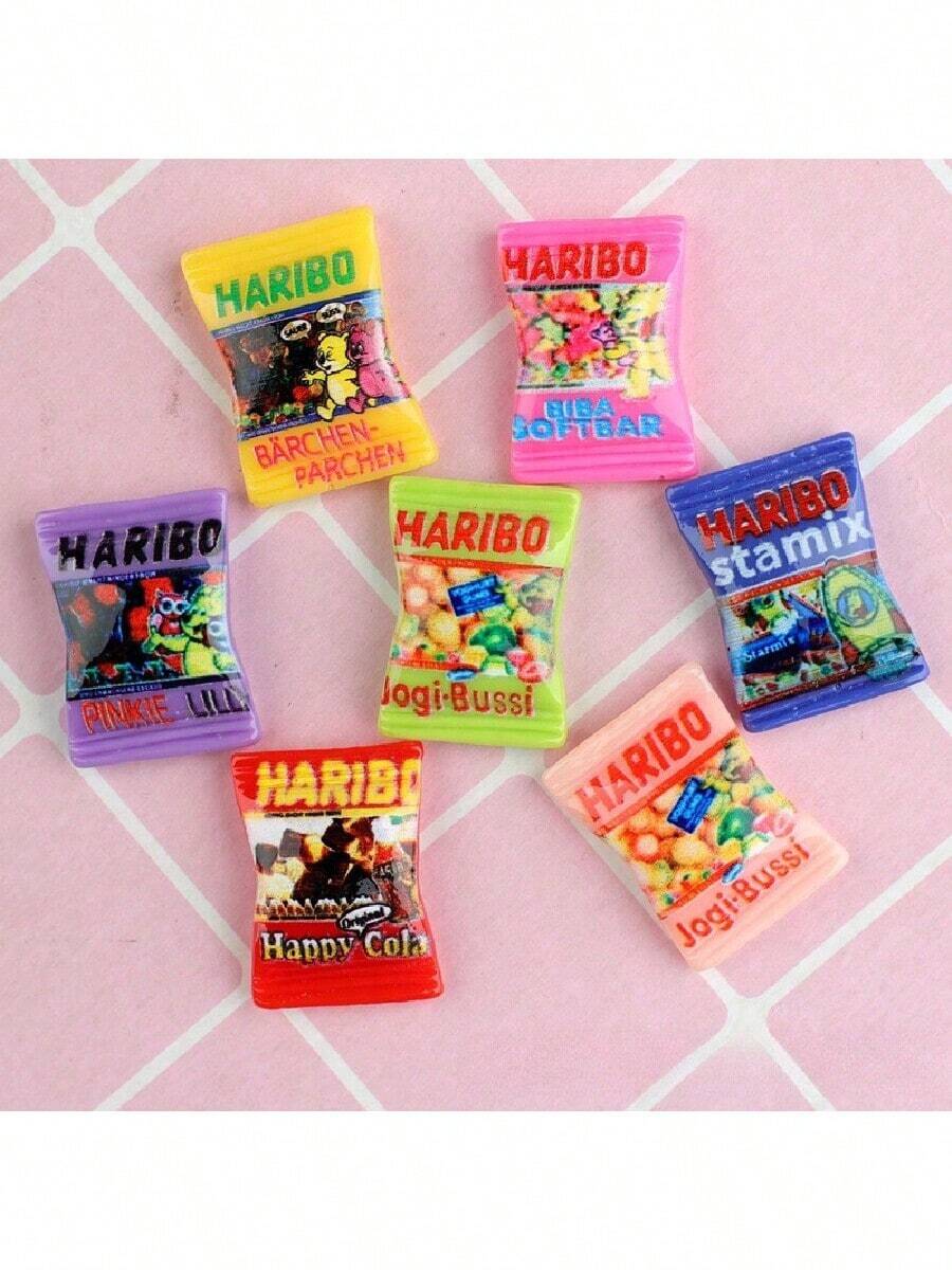 Set de 7 piezas de aperitivos estereoscópicos 3D en miniatura, que incluyen bolsas de patatas fritas, accesorios adecuados para manualidades de joyería, aretes creativos, llaveros, pulseras, collares y colgantes, componentes de artesanía con tema de alimentos que se pueden usar para la producción de cuentas y joyería