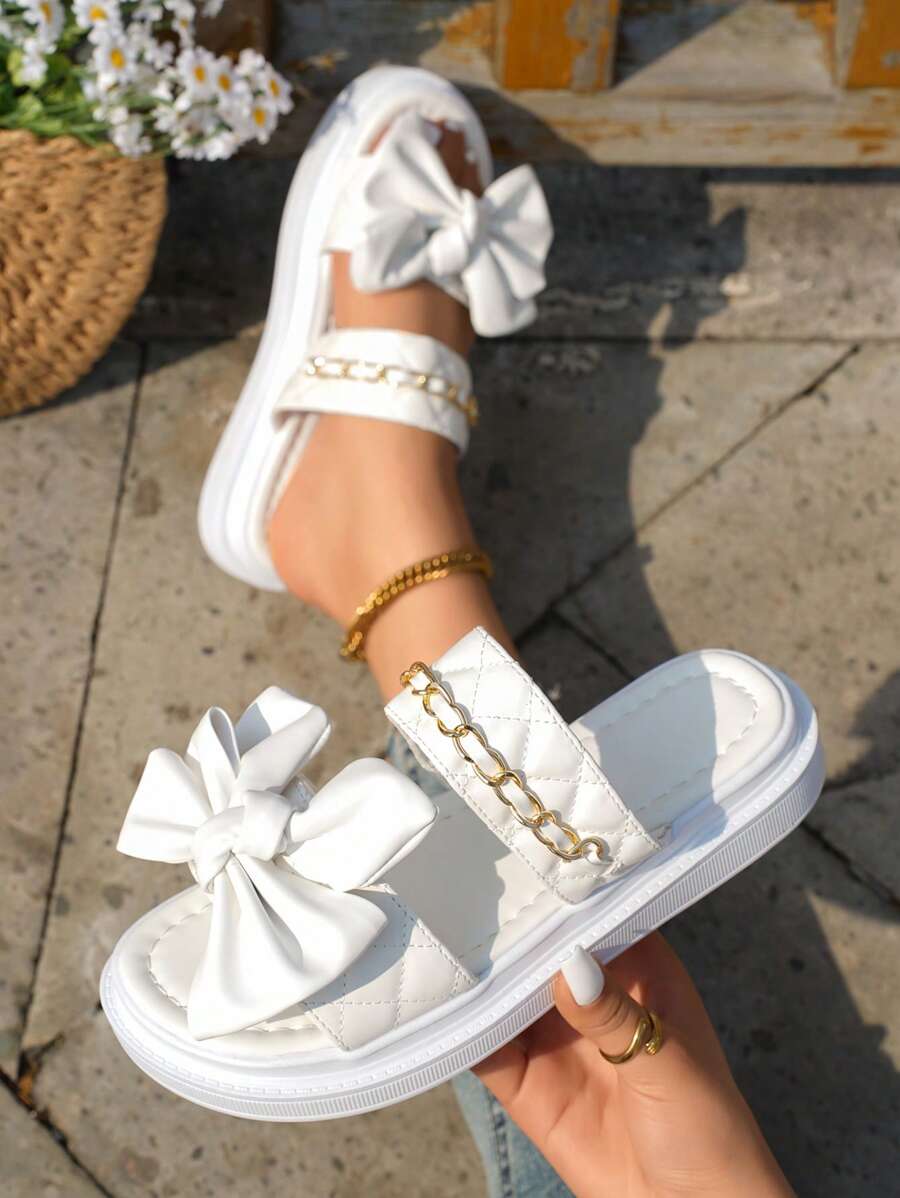 Women Summer New Striped Chain Bowknot Decor Flat Beach Sandals