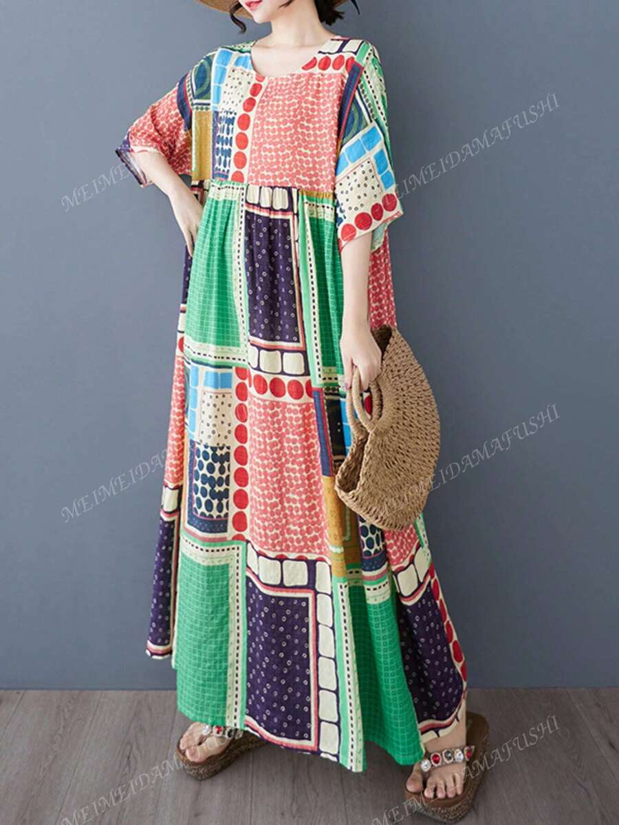 Tops, Women's Plus-Size Casual Elegant Dress, Boho Resort Beach Dress, New Summer 2025 Crew-Neck Short Sleeve Loose Skirt, Random Print