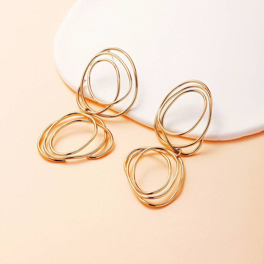 1 Pair Asymmetrical Spiral Line Decor Metallic Earring, Fashionable, Handmade, High-End, Personalized, Versatile Ear Studs For Women