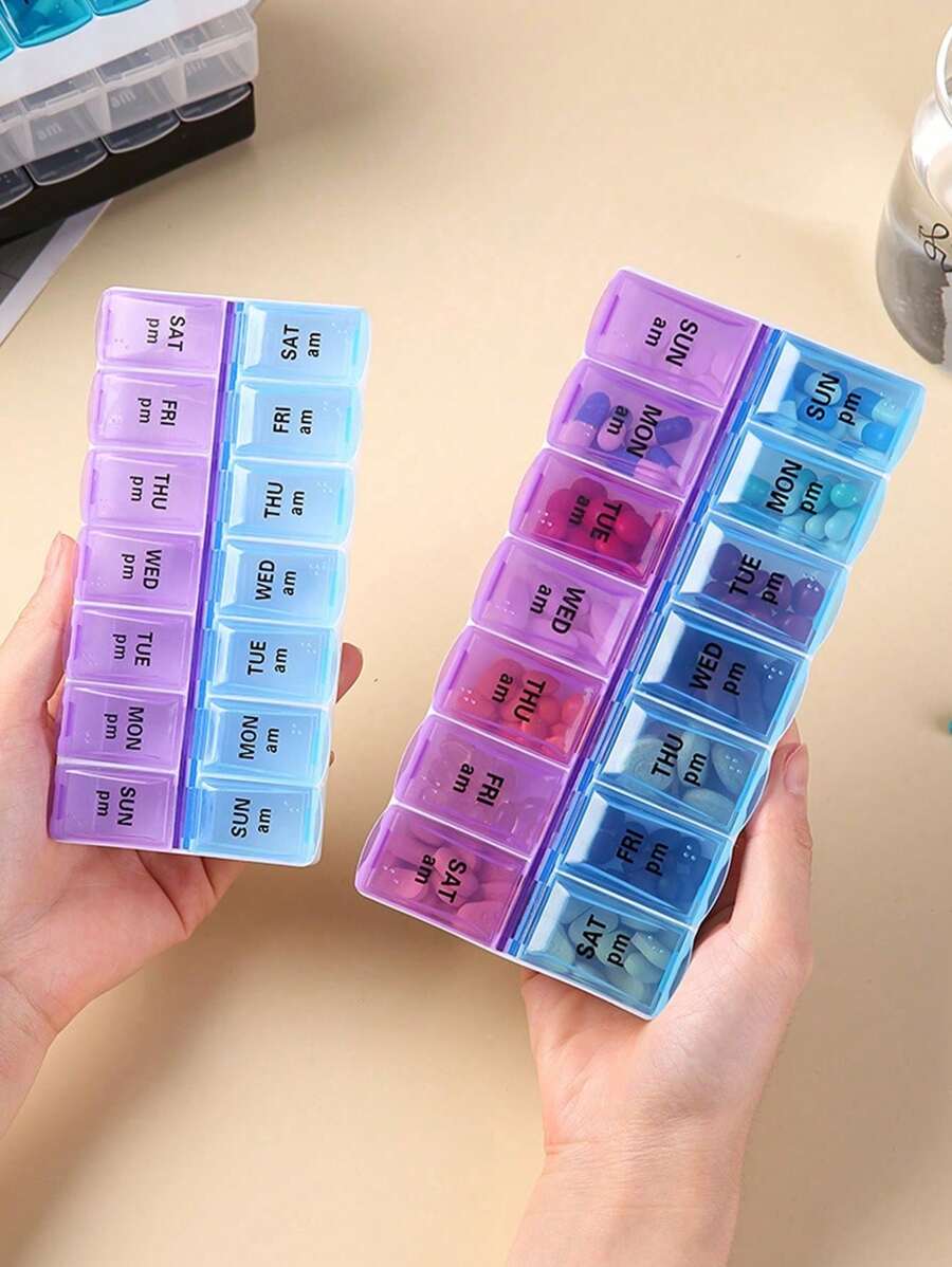1 pieza/2 filas 14 compartimientos Caja de pastillas azul y morada, portátil y conveniente tamaño de viaje gran capacidad a prueba de humedad sellada, buena identificación organizador de pastillas/cápsulas de mañana y noche con braille, caja de almacenamiento semanal de 7 días de medicación con compartimientos AM/PM