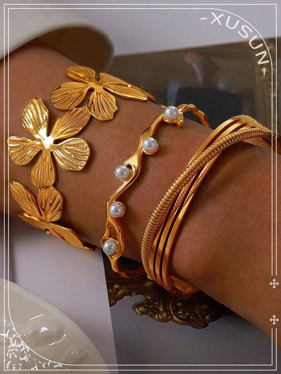Creative And Fashionable Flower Bracelet Set, Women's Pearl Bracelet, Light Luxury Material Light Titanium Steel Countryside Style Open Bracelet, Party Jewelry Best Friend's Gift