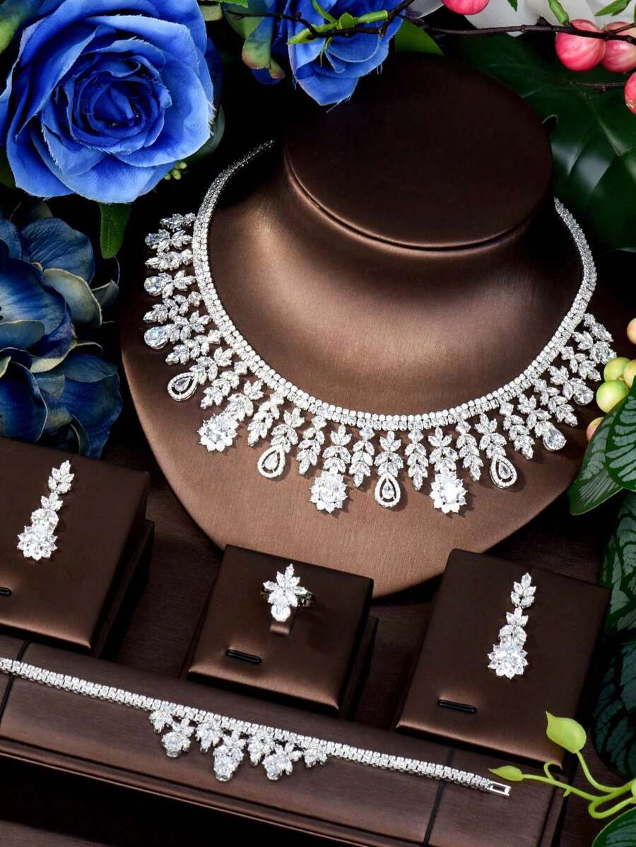 1 set de bijoux décoratifs de feuilles en zircone cubique doux, convient pour le port de mariage des femmes
