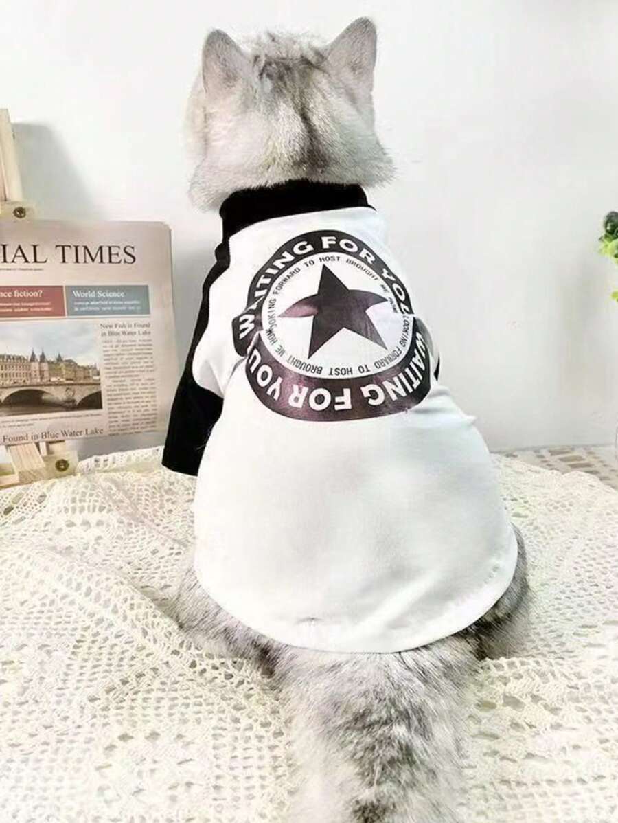 1pc Cat & Dog Fashion T-Shirt Warm Base Layer Pet Clothes