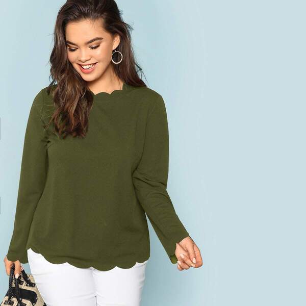 Plus Scallop Edge Form Fitting Tee
Plus Scallop Edge Form Fitting Tee