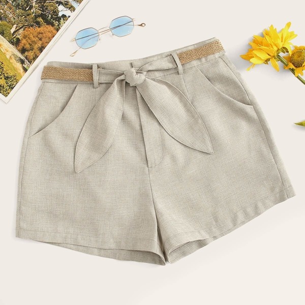Slant Pocket Shorts With Straw Belt, Grey
Slant Pocket Shorts With Straw Belt, Grey