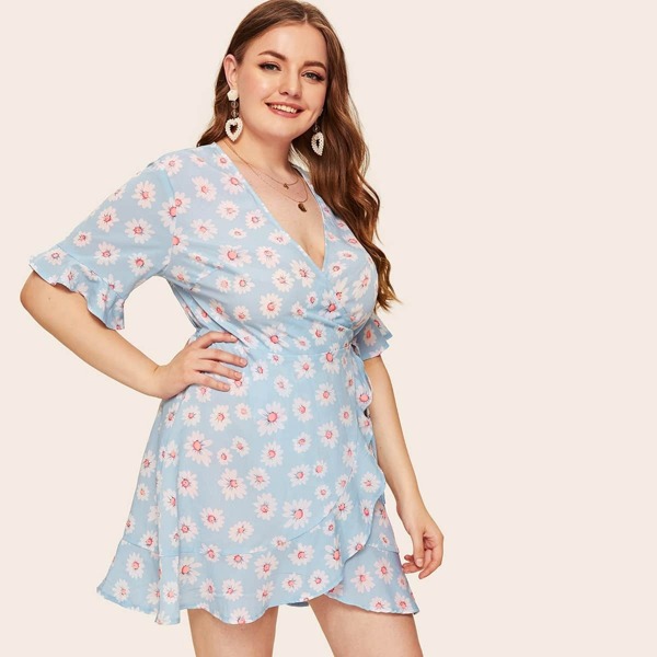 Plus Floral Print Ruffle Hem Wrap Knotted Dress 
Plus Floral Print Ruffle Hem Wrap Knotted Dress