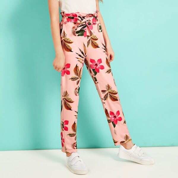 Girls Paperbag Waist Botanical Print Belted Pants
Girls Paperbag Waist Botanical Print Belted Pants