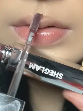 SHEGLAM Glaze Daze Lip Gloss-Mocha Cake Shiny Tinted Lip Gloss High Gloss Finish Plumping Lip Care Nourishing Not Easy To Fade Liquid Lip Cosmetics Lip Gloss Brand Beauty Makeup Face Paint Cosmetic For Women Girls Perfect For Fall Winter Ideal For Y2K Fancy Fashion Suitable For Birthday Christmas Present Party Ready Best Color