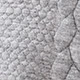 متعدد الألوان