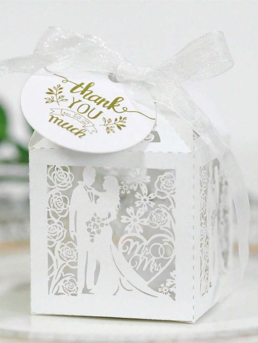 SHEIN 25 Stücke/Packung Braut & Bräutigam Lasergeschnittene perlmuttfarbene Papier-Süßigkeitendose mit Schleife & Dankeschön-Anhänger & Rosenblumendesign, kleine Größe (5*5*8cm) Hochzeitsfeier Geschenkbox