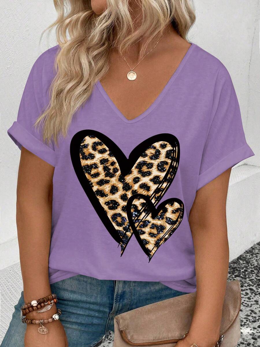 SHEIN VCAY Plus Size V-Neck Short Sleeve Turnup Cuff Leopard & Heart Print Casual T-Shirt