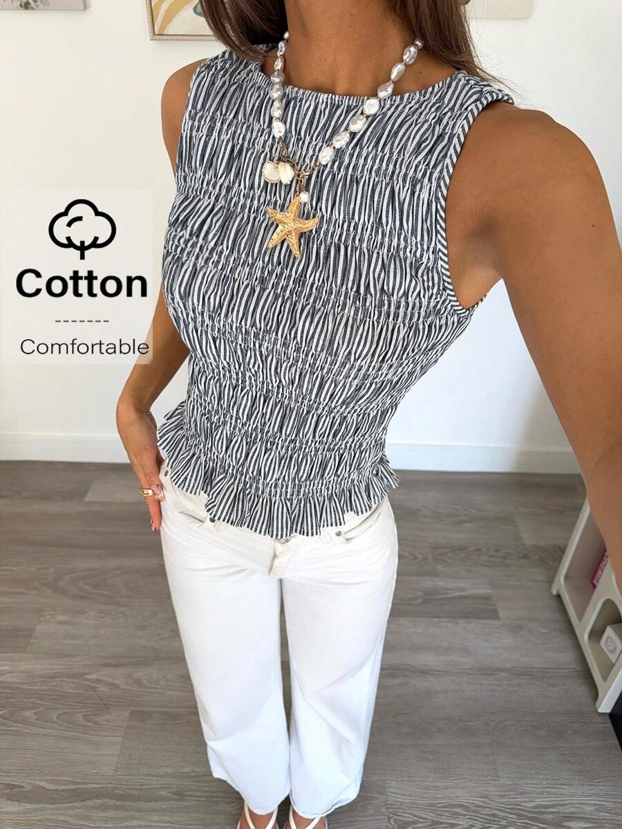 Siren Gaze Camiseta de mujer con cuello redondo, dobladillo con volantes y estampado completo