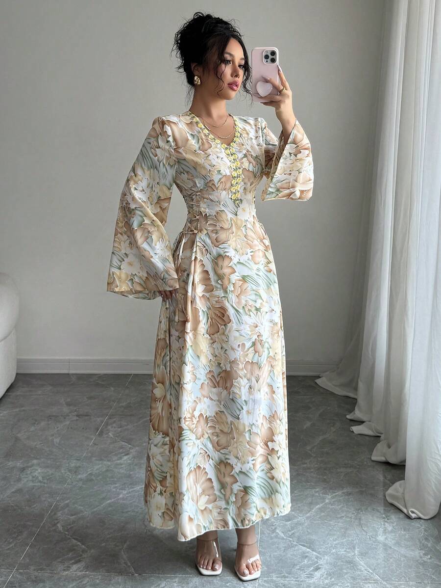 SHEIN Najma Vestido elegante árabe modesto con estampado floral, cinturón y mangas acampanadas para mujer