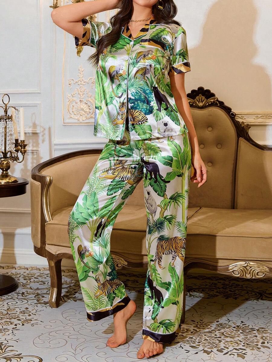 LuxeNights Conjunto de pijama de mujer con estampado elegante de animales y flores, de manga corta y cuello solapa