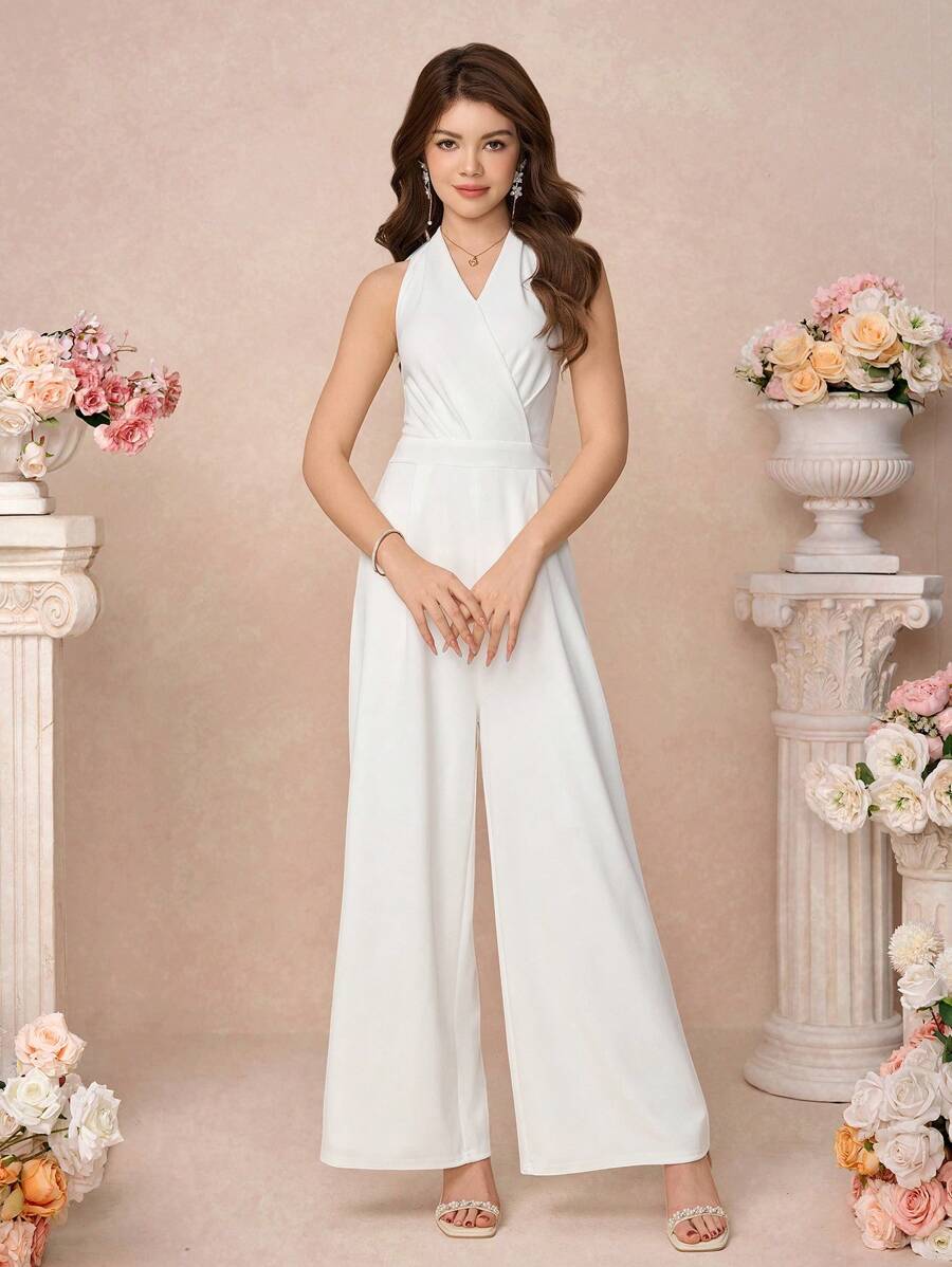 Pitira Pitira TEENGIRL White Elegant Criss-Cross Halter Jumpsuit, Wedding Outfit, White Outfit, Collegiate Jumpsuit Summer Wedding Dresses For Teen Girls Prom Elegant Dresses For Teen Girl Prom Dresses For Teens Teen Girls Partywear