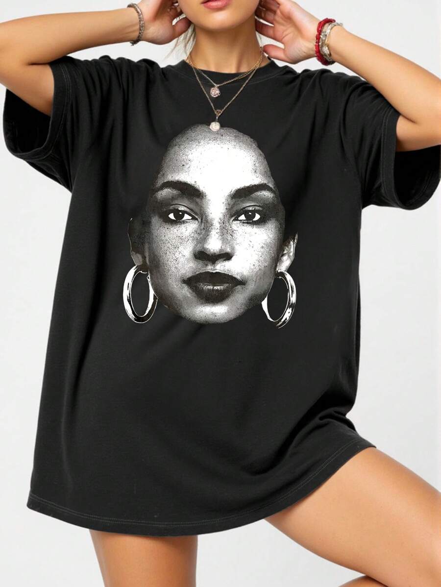 SHEIN Plus Size Crew Neck Short Sleeve T-Shirt, Fashionable For Summer