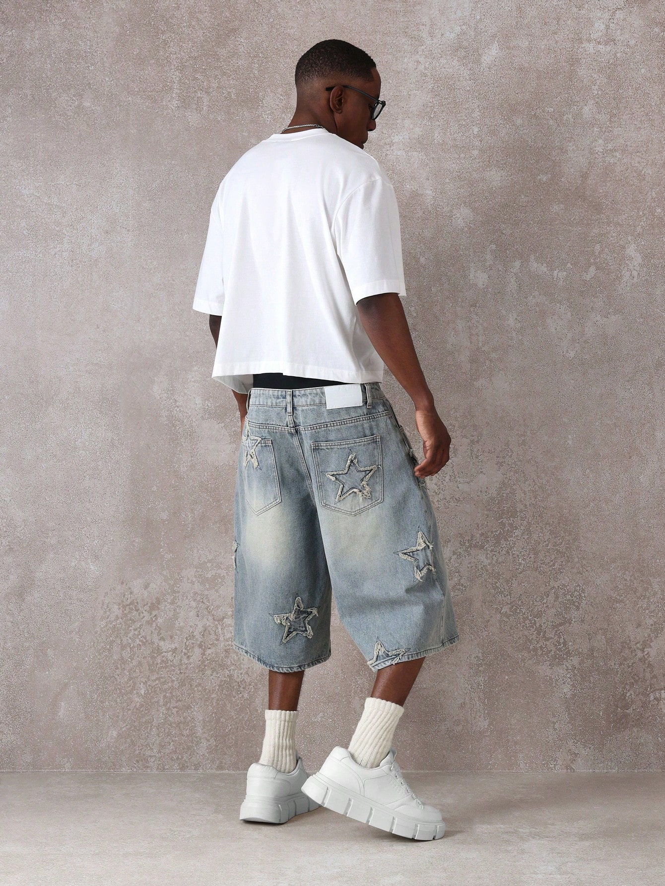 ★TRILLION★STAR APPLIQUE DAMAGE WASHING DENIM SHORTS★ STAR APPLIQUE DAMAGE WASHING DENIM SHORTS (YELLOW BLACK