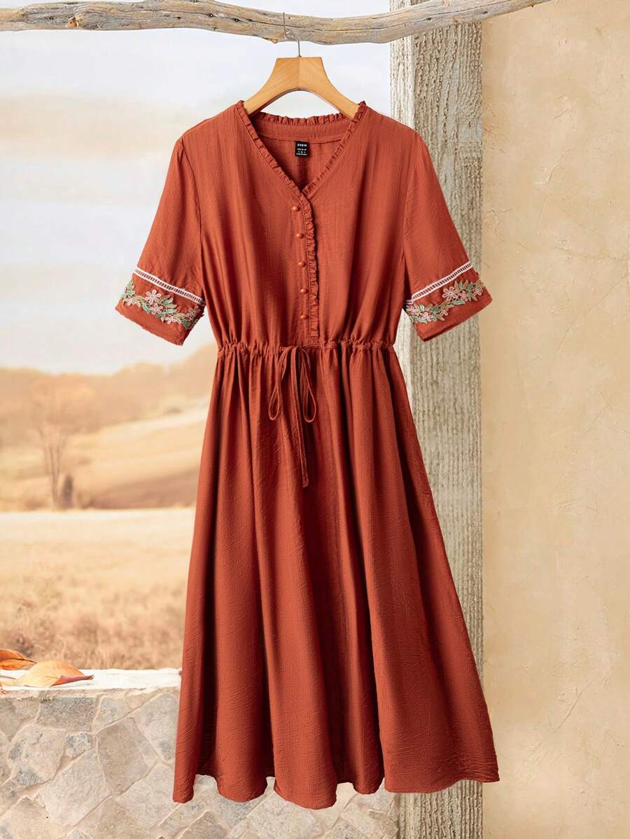 Rusticease Abito estivo casual da donna con scollo a V, maniche corte, mini lunghezza, con ricamo floreale