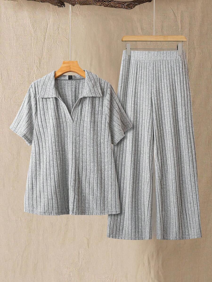 EMERY ROSE 2 pezzi Completo donna taglia comoda composto da camicia a maniche corte e pantaloni in colore unito