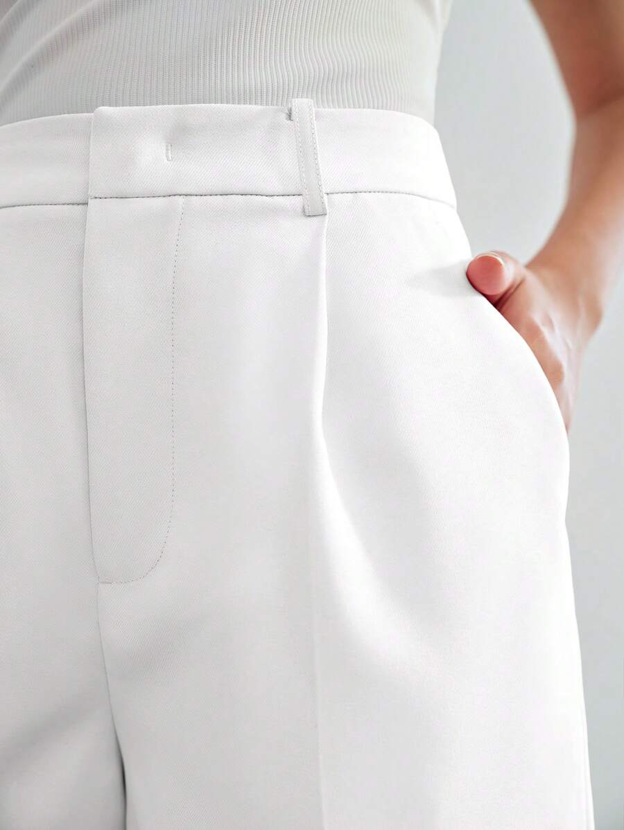 MOTF STUDIO Shorts con tasche inclinate e pinces
