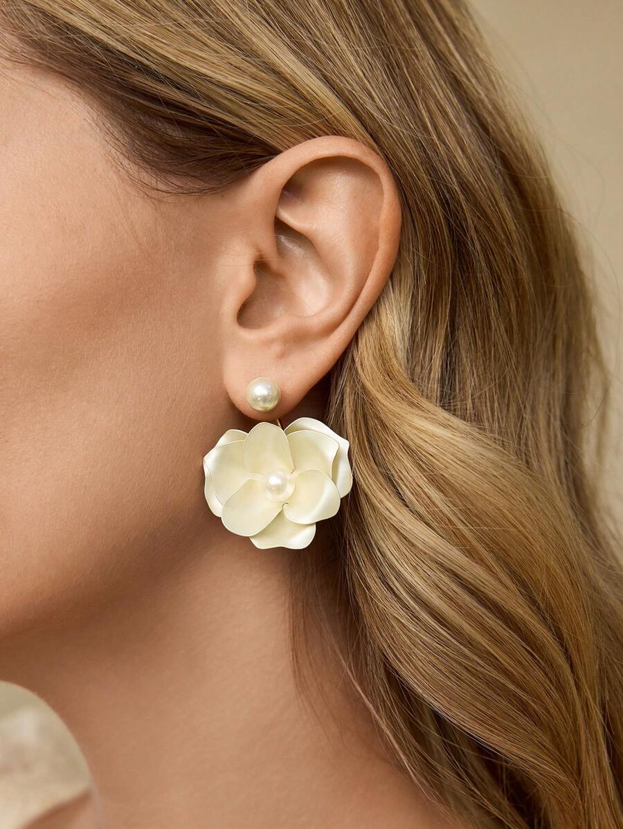 MOTF PREMIUM WHITE FAUX PEARL FLOWER DANGLE EARRINGS