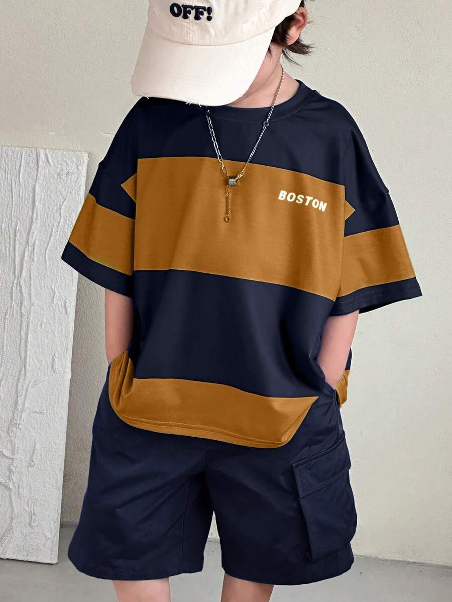 SHEIN 2 pièces/set T-shirt casual polyvalent confortable et short cargo ample pour garçons. Assortiment de couleurs, convient pour le printemps/été, la vie quotidienne, les sports, l'extérieur, l'école, les fêtes, les vacances, les séances photo