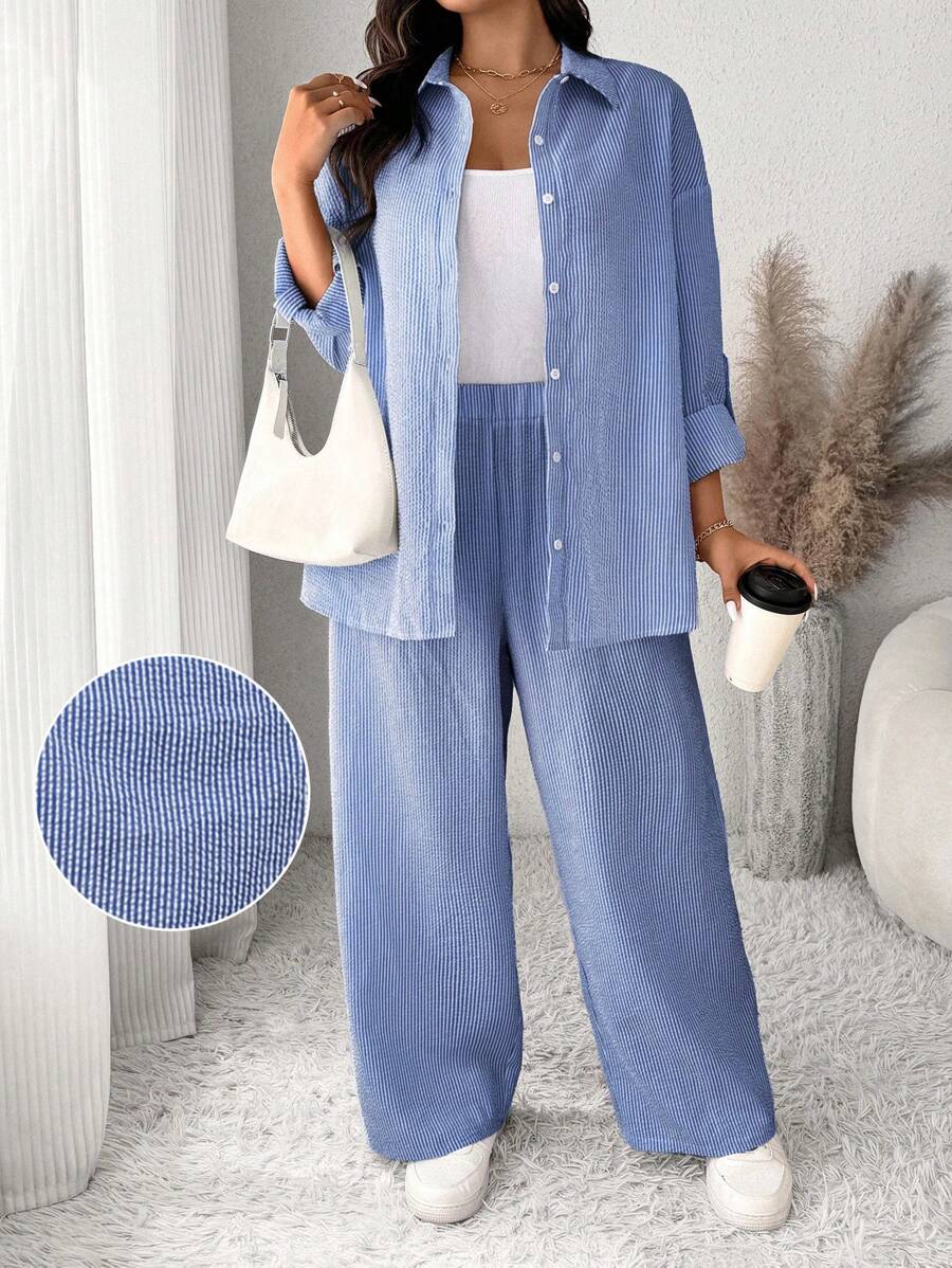 SHEIN Frenchy Conjunto informal de 2 piezas de talla grande para mujer con diseño de rayas azules y blancas suelto