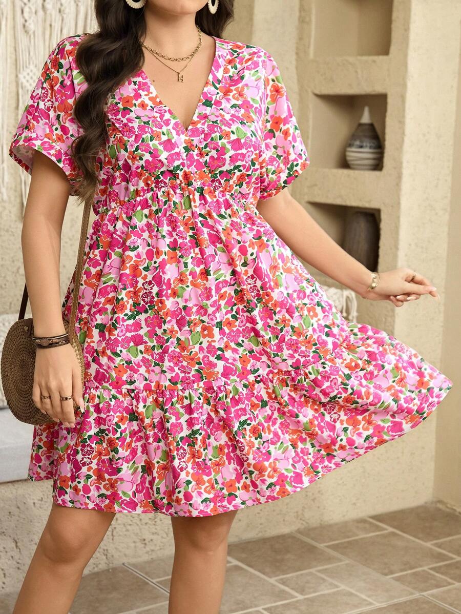 SHEIN LUNE Plus Size Women Vintage Ditsy Floral V-Neck Batwing Sleeve Casual Dress Vacation Outfits Woman Summer Outfits For Women Office Wear,Mini Dress, Vacation Style, Holiday Outfits,Boho/Bohemian,Elegant Daily Party Event,Women Boho/Bohemian Dress,Spring/Summer, Mother's Day Festival Dress,Flowy Dress Women Short Dresses Summer Women Summer Clothing Women Plus Sun Dress,Sun Dresses For Women