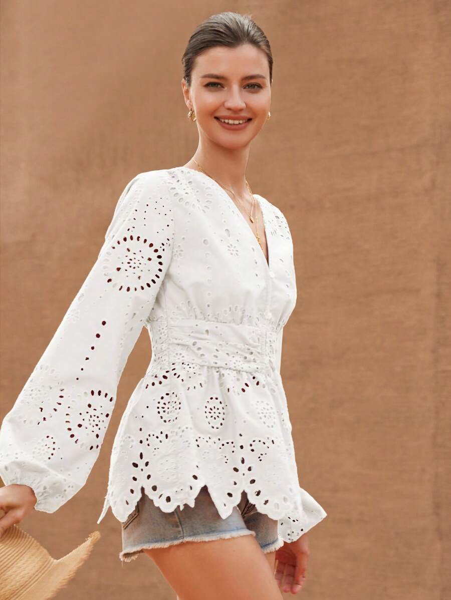 Aveloria Rosie Dames effen blouse met V-hals en lange mouwen en geborduurd oogje