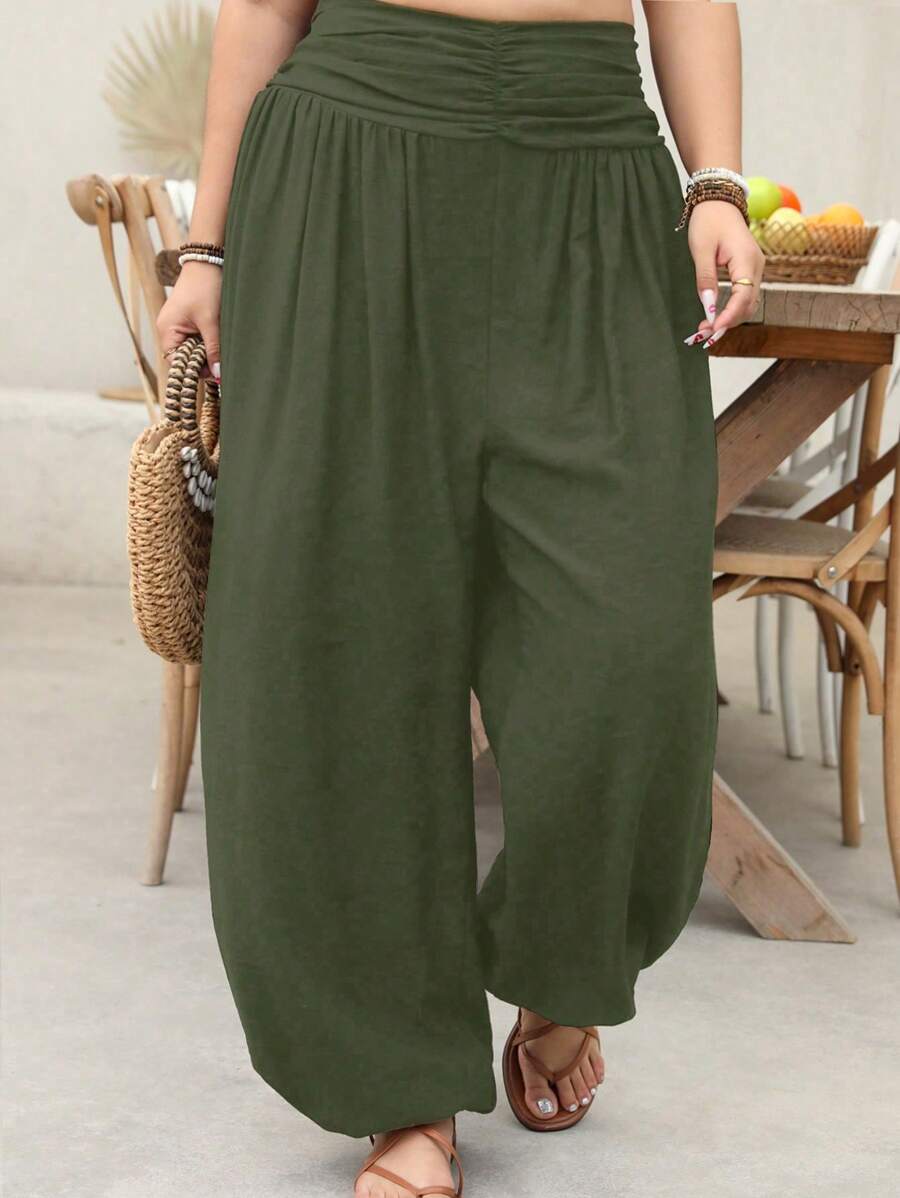 SHEIN LUNE Pantalones holgados con arrugado en color liso talla grande, apropiados para el verano y vacaciones