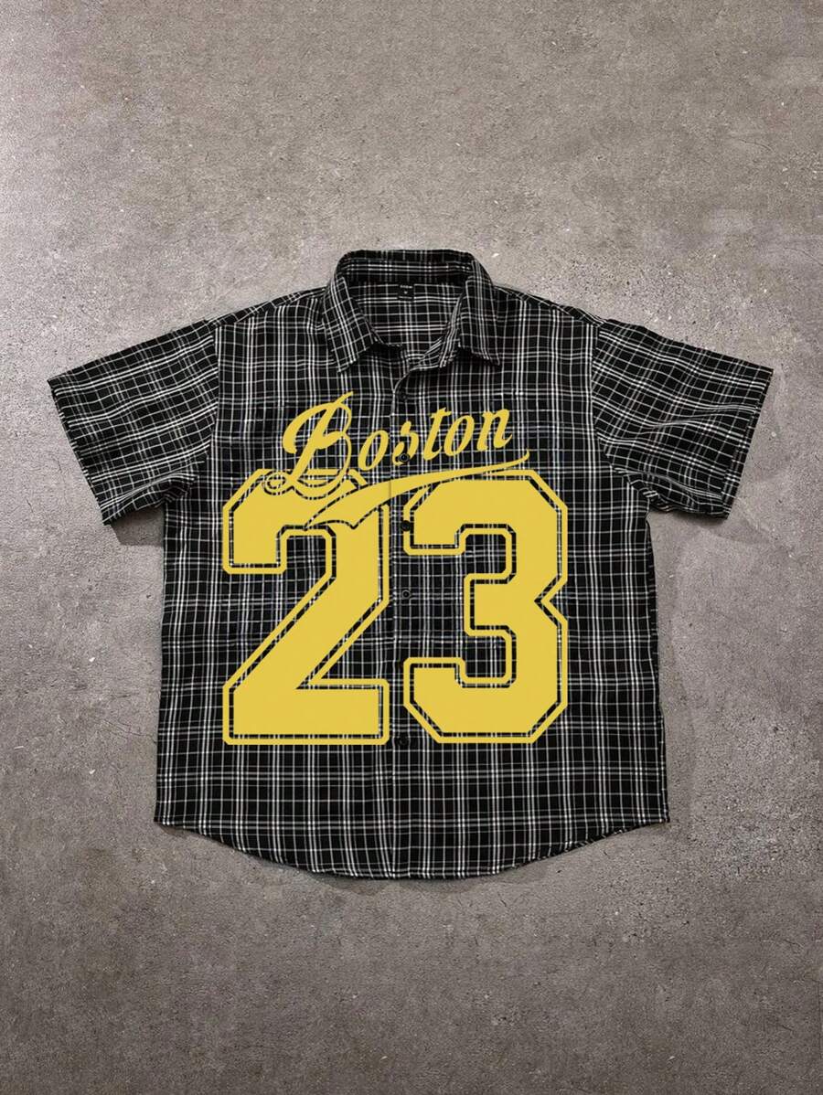 Manfinity EMRG 1 pieza Camisa de manga corta holgada para hombre, ajuste relajado oversize, gran letra "Boston" en cursiva amarilla, número "23" en fuente cuadrada, estilo urbano, versátil para uso casual, deportivo, ir al trabajo, vacaciones, vuelta al cole, gran regalo para novio o esposo, conjunto de pareja