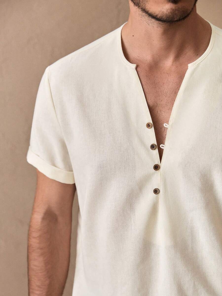 Manfinity VCAY Camisa de manga corta con cuello en V, de ajuste relajado y tejido casual para hombre