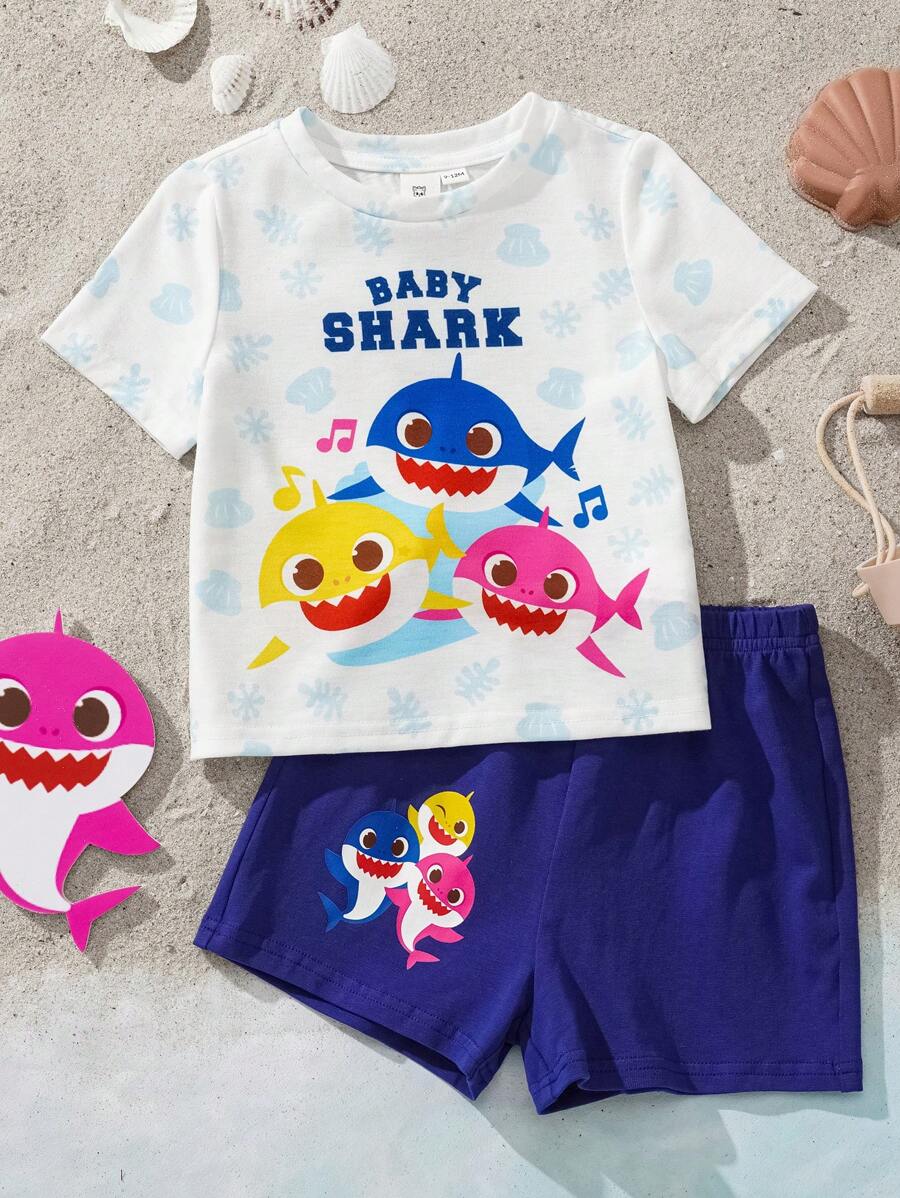 BABY SHARK X SHEIN Baby Boy Summer Cute Cartoon Shark Family Printed Short Sleeve T-Shirt & Shorts 2 Pieces Set