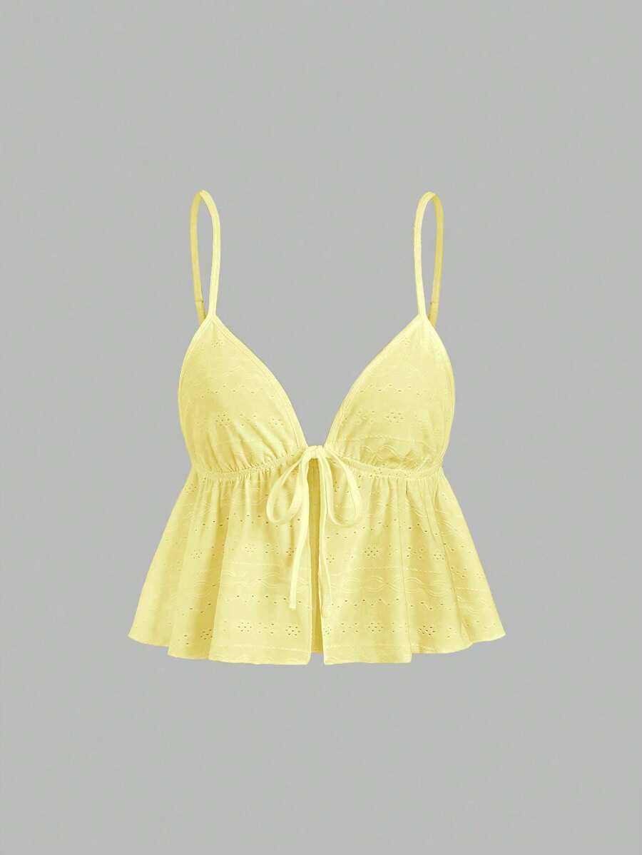 Sweetra Débardeur blanc de style vacances de plage pour femmes, jacquard tricoté au décolleté en V avec volants à l'ourlet, Top court, été