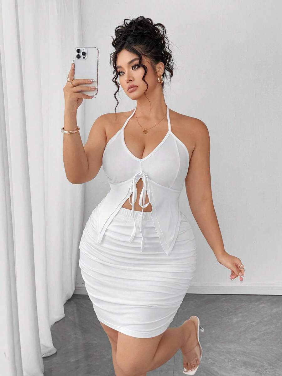 SHEIN PETITE Completo da donna taglie forti con canotta a spalline sottili e gonna mini con nodo anteriore, 2 pezzi, elegante, maturo, romantico, adatto a donne di bassa statura