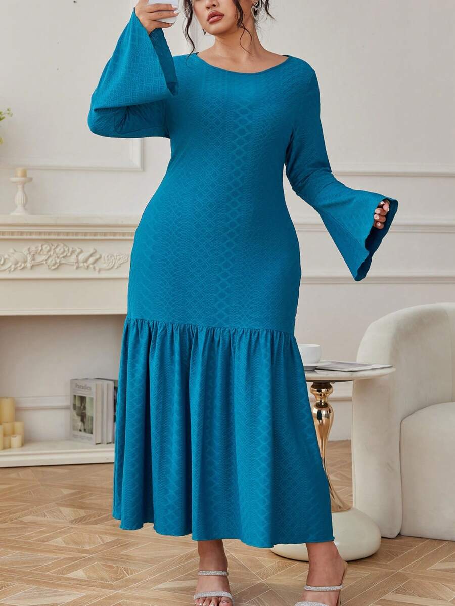 Modelyn Abito donna in jacquard lavorato a maglia, collo tondo, maniche a svasare, orlo con inserto, tinta unita