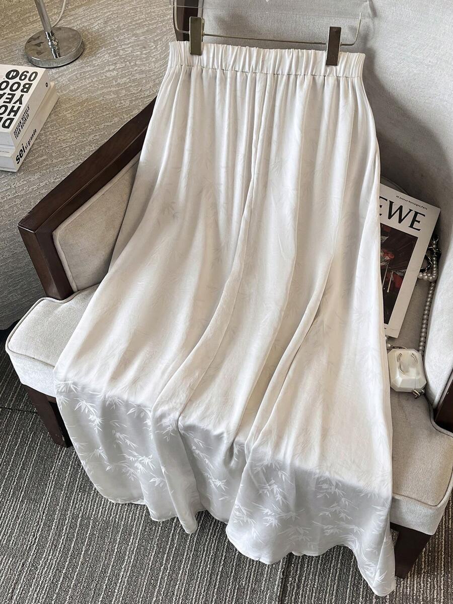 Flirla Plus Size Solid Color Elastic Waist Casual Versatile A-Line Skirt, Spring/Summer