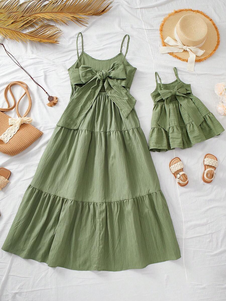 SHEIN Vestido corto holgado con textura de tirantes sueltos en verde, adecuado para vacaciones de verano para bebé niña