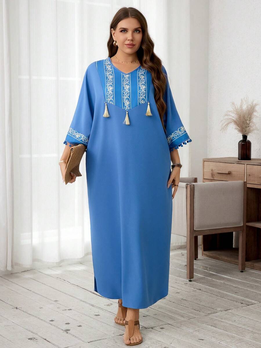 SHEIN LUNE Vestido con combinación única de estampados, detalles de encaje, ligero y cómodo, para festival, con parches florales y borde de felpa para mujer de talla grande, estilo campestre