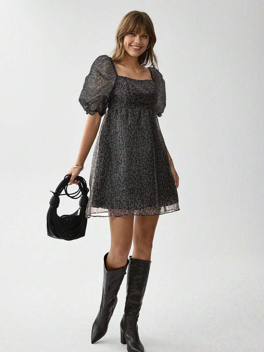 Wildy Vestido corto romántico de malla transparente con mangas abullonadas, estampado de leopardo, estilo casual, americano, occidental, para resort de verano