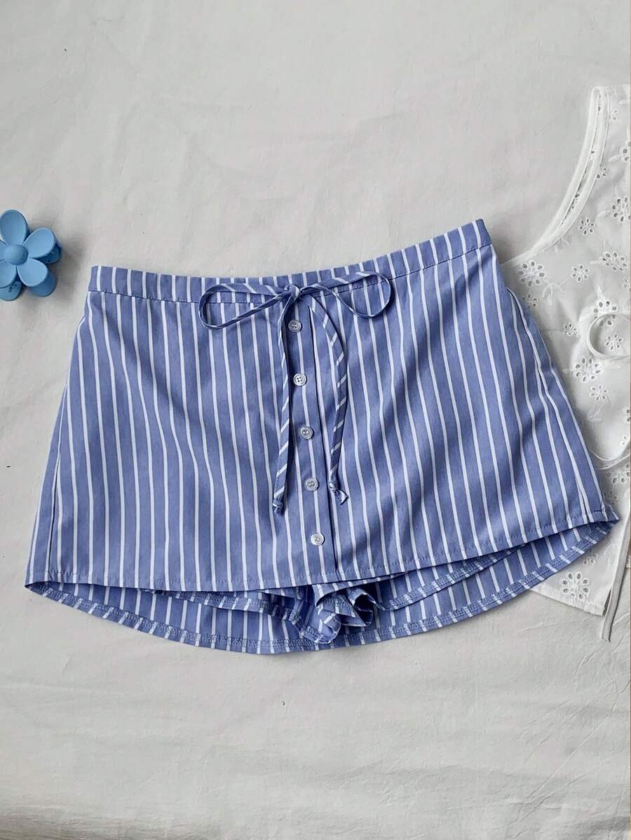 Comfortcana Pantaloncini casual da donna in blu navy, alla moda per l'estate